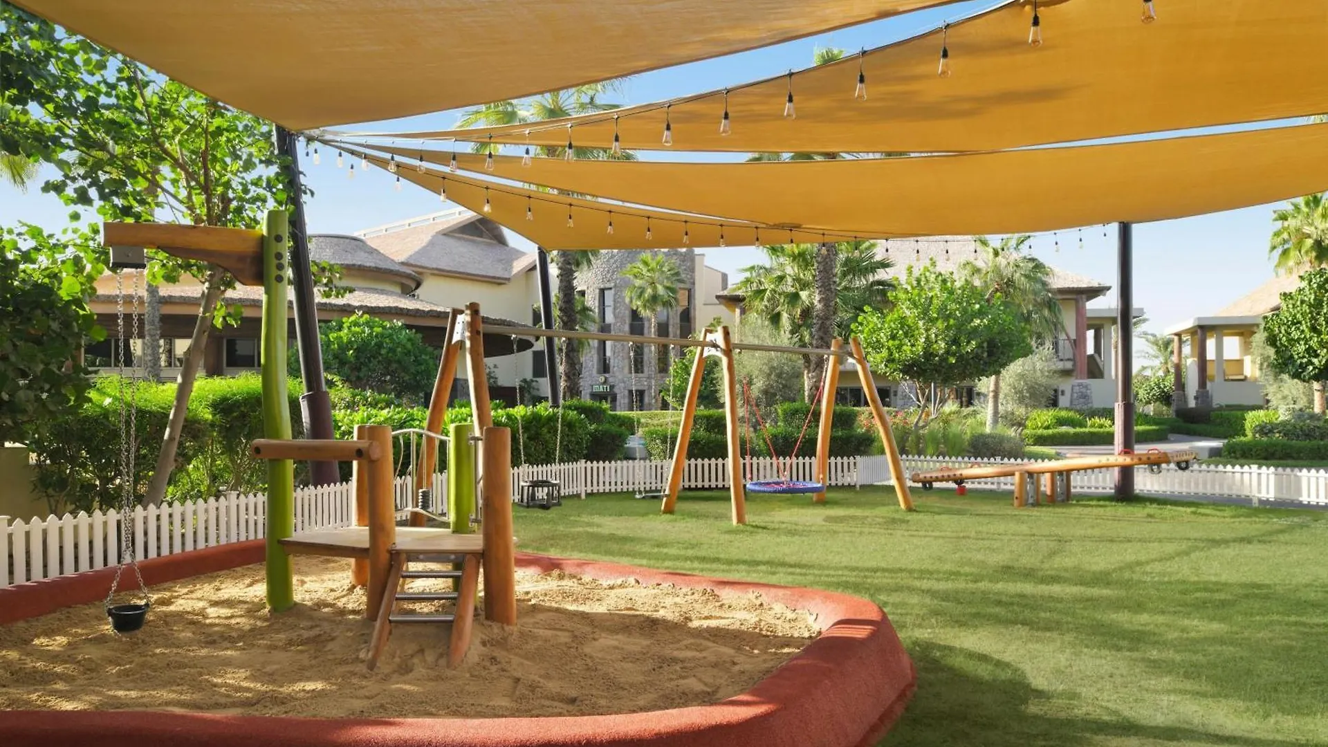 Lapita, Dubai Parks And Resorts, Autograph Collection Resort