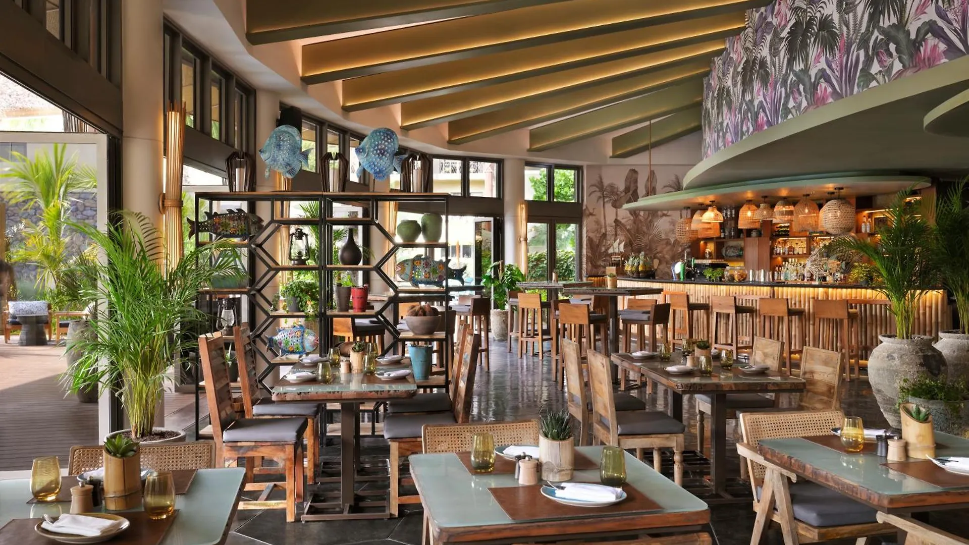 ***** Resort Lapita, Dubai Parks And Resorts, Autograph Collection United Arab Emirates