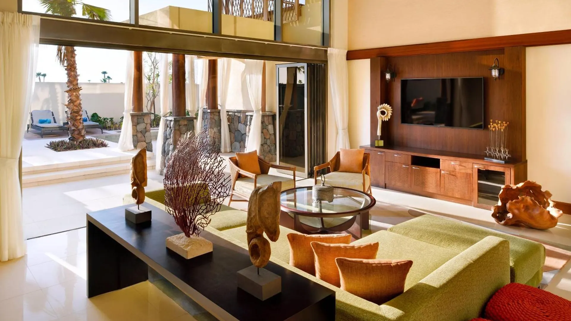Lapita, Dubai Parks And Resorts, Autograph Collection