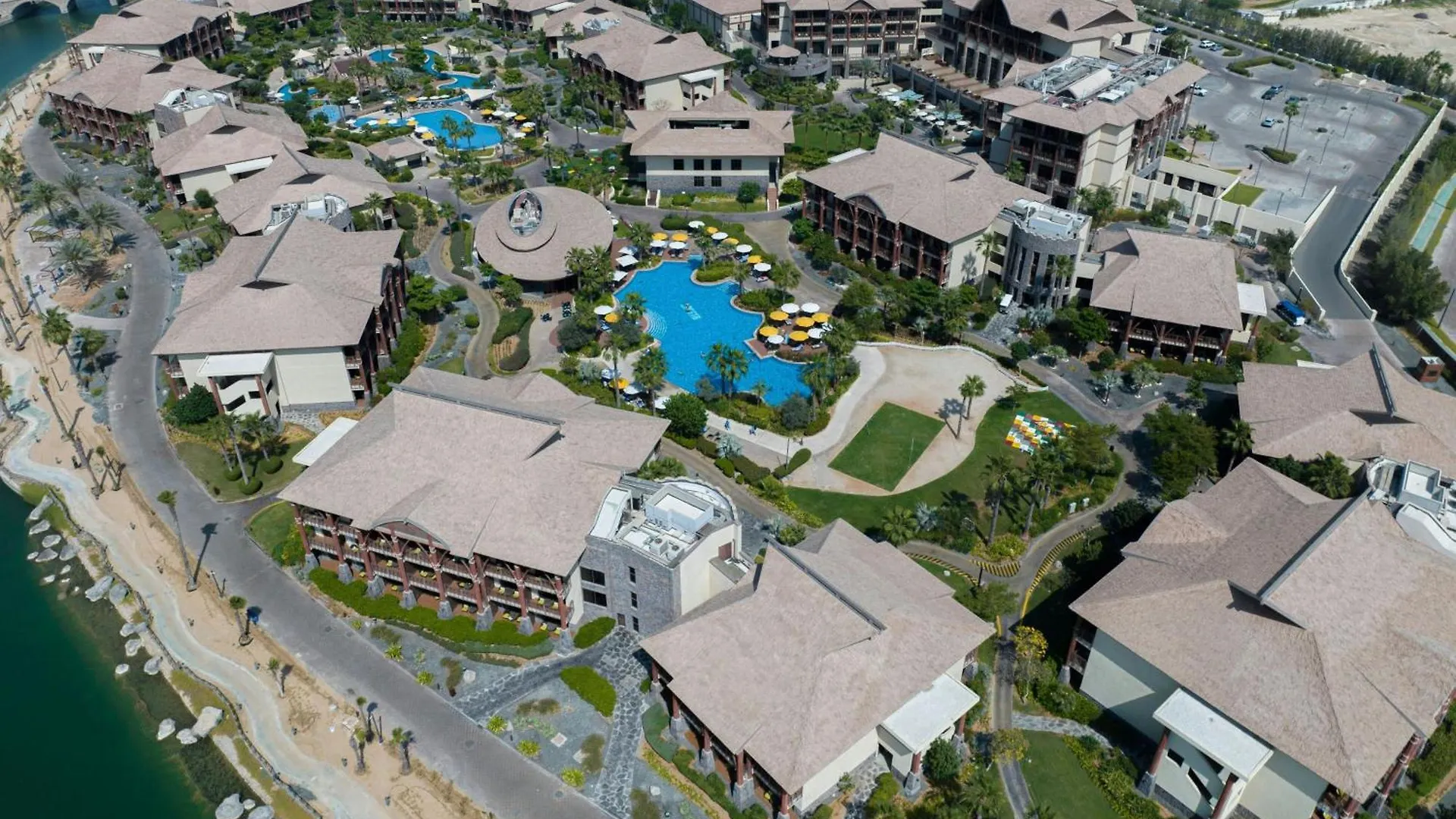 Lapita, Dubai Parks And Resorts, Autograph Collection